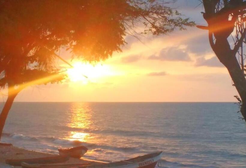 Пансион Playa Kai Glamping