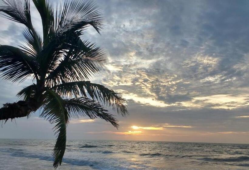 Пансион Playa Kai Glamping