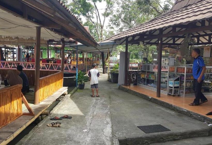 פנסיון Putri Duyung Guest House