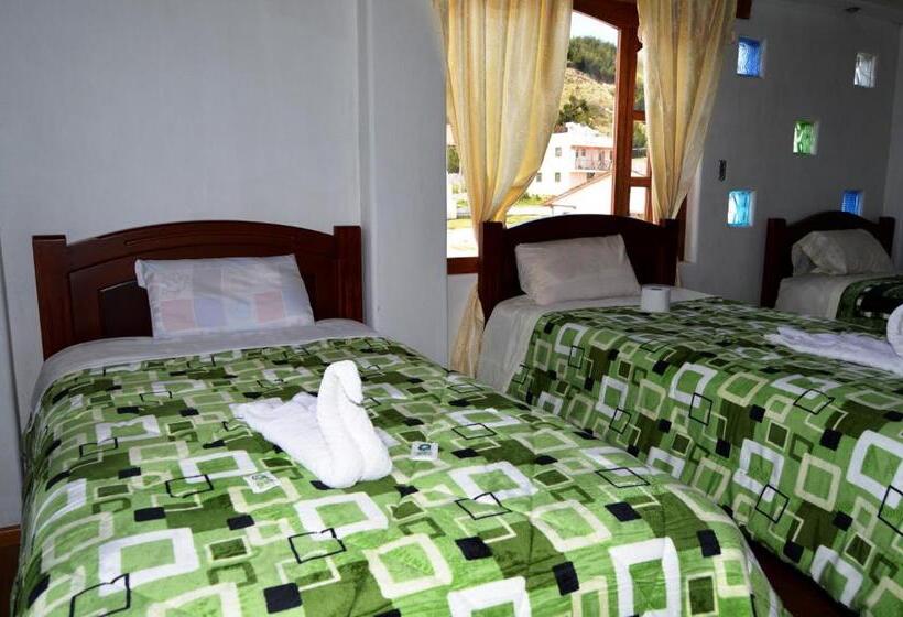 پانسیون Quilotoa Green Lake