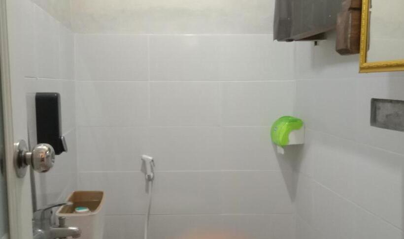 פנסיון Radiya Guesthouse