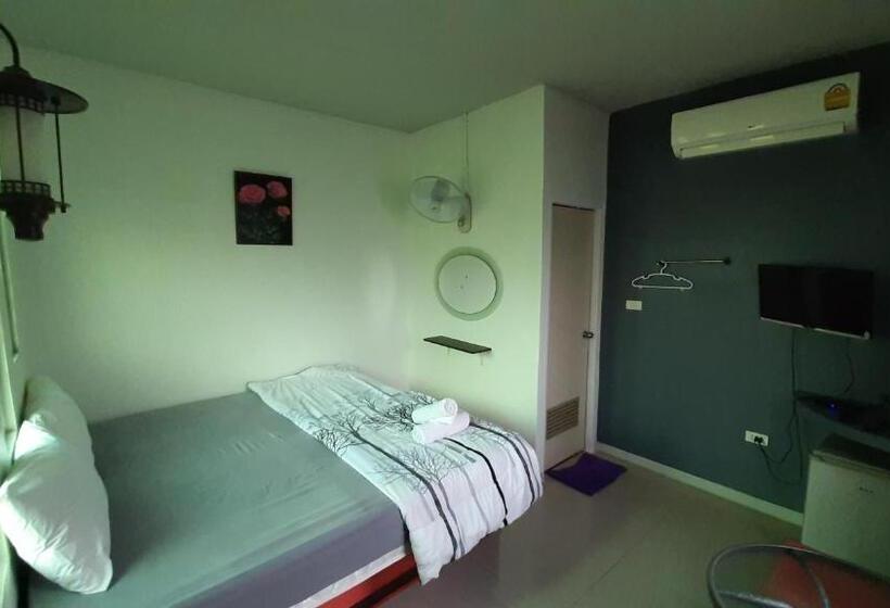 פנסיון Sawan Srang Nang Kaew