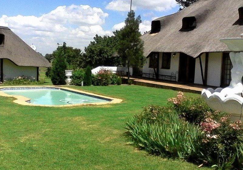 פנסיון Warembo Lodge
