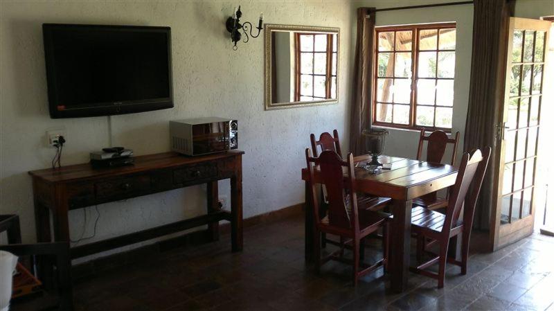 פנסיון Warembo Lodge