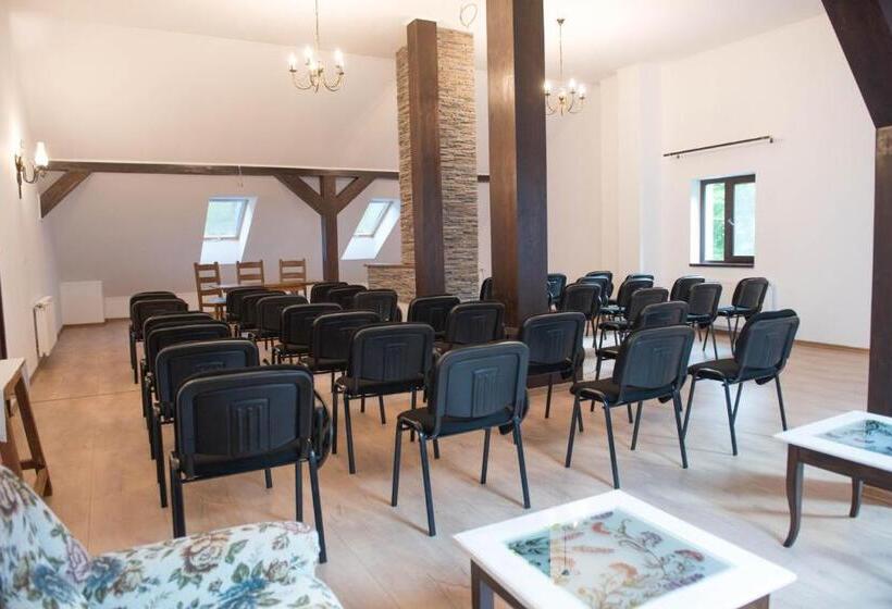 Pensiunea Floare De Colt