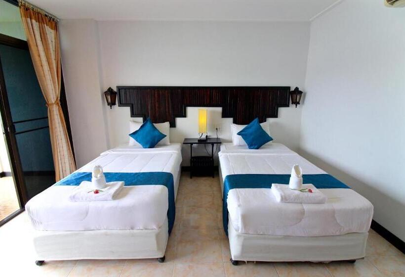 Phornpailin Riverside Resort