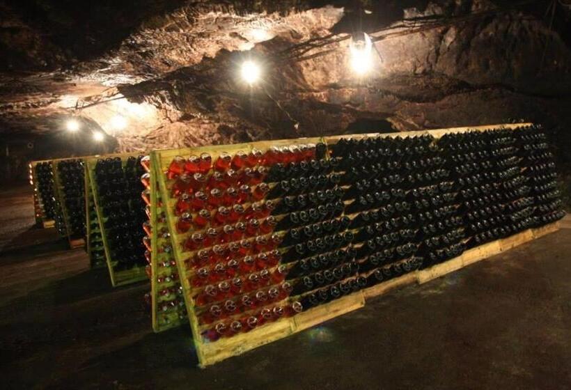 リゾートホテル Complex Magura