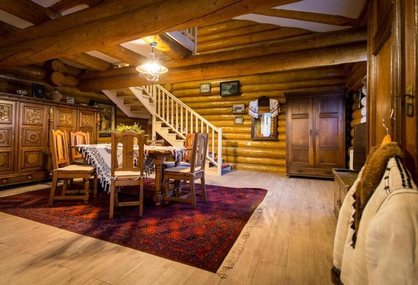 منتجع Conacul Maria Theresa