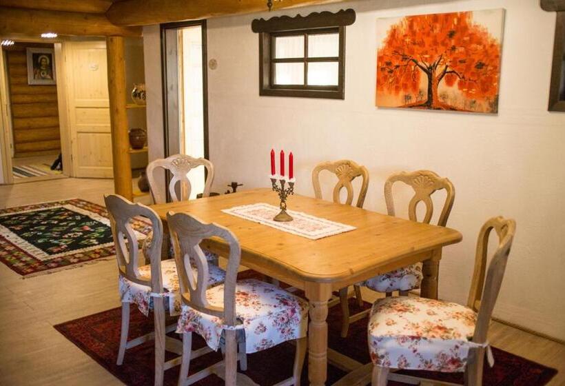 منتجع Conacul Maria Theresa