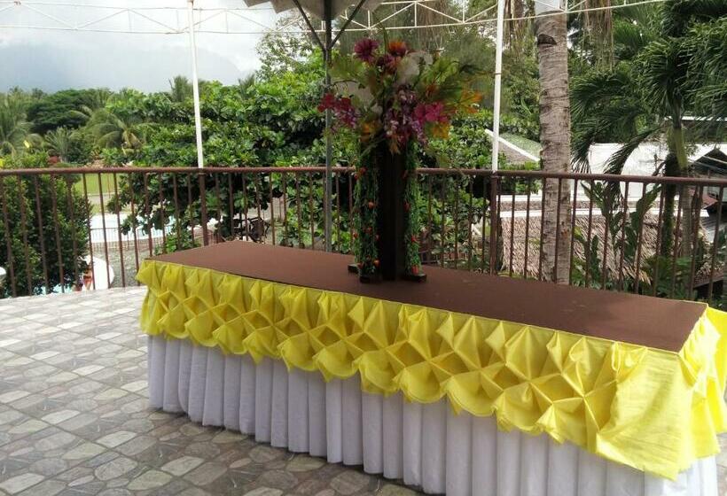 리조트 Gazebo Pools And Restaurant