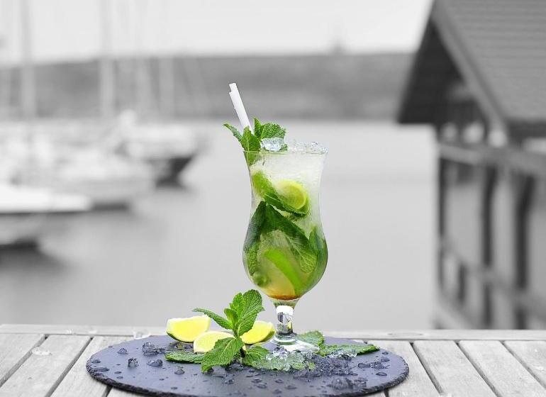 리조트 Lifeharbour Limanu