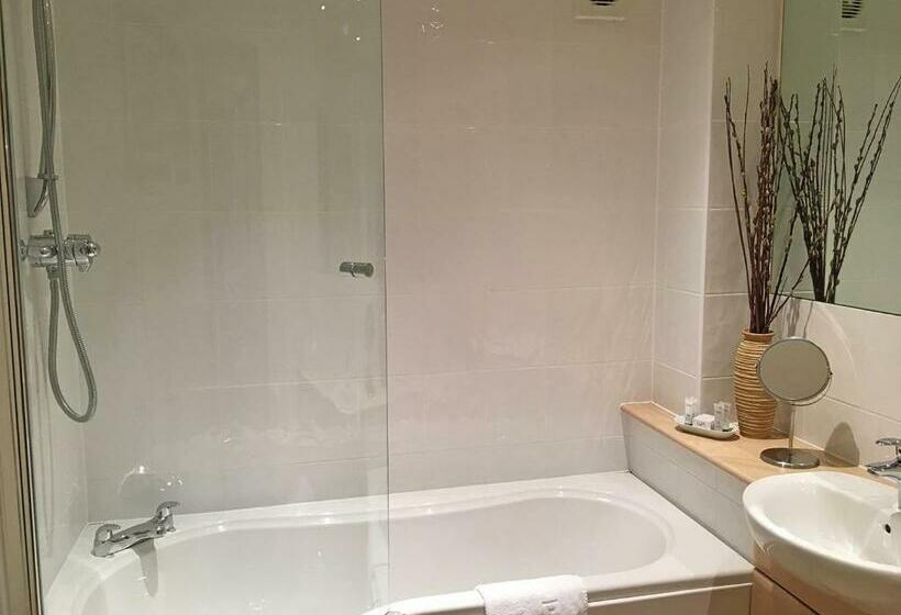 渡假胜地  Old Nene Golf And Country Club