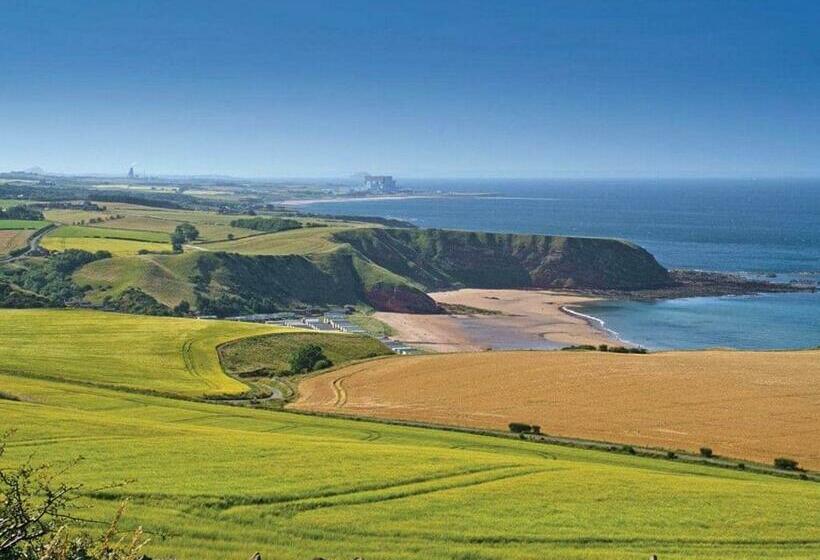 Курорт Pease Bay Holiday Park