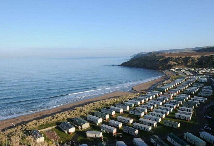 Курорт Pease Bay Holiday Park