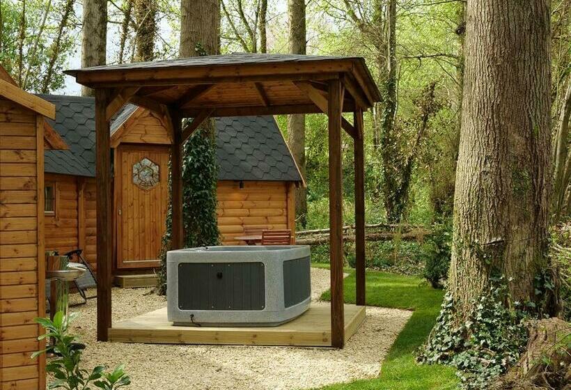 منتجع Peckmoor Farm Lodges