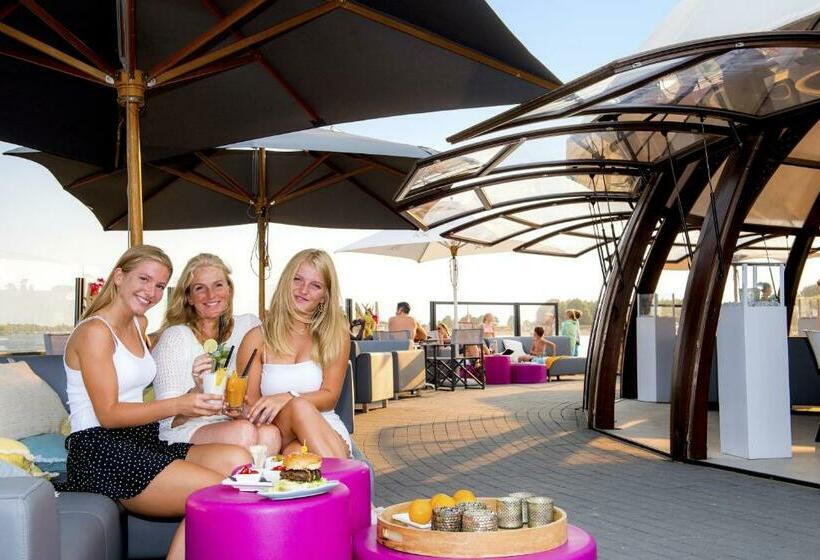 Курорт Vakantiepark Eiland Van Maurik