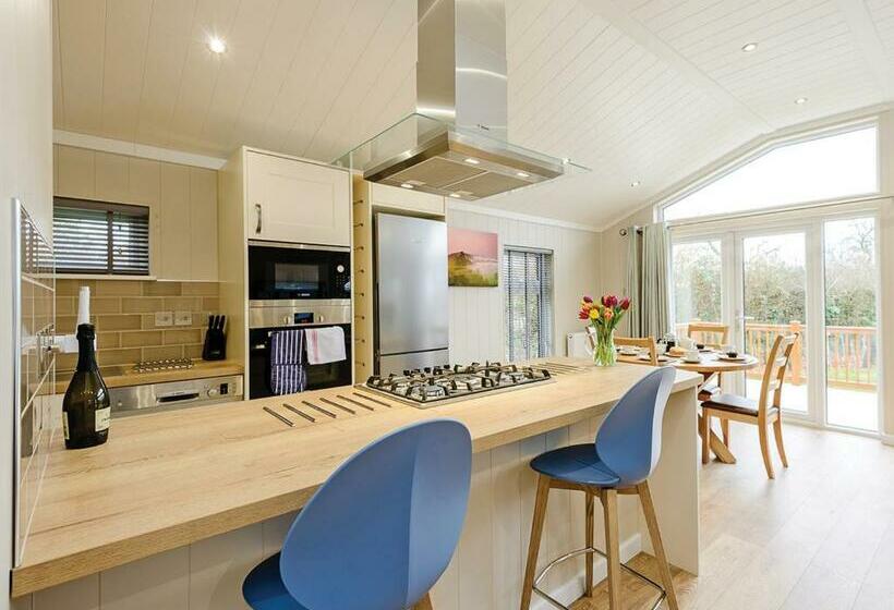 리조트 Wareham Forest Lodge Retreat