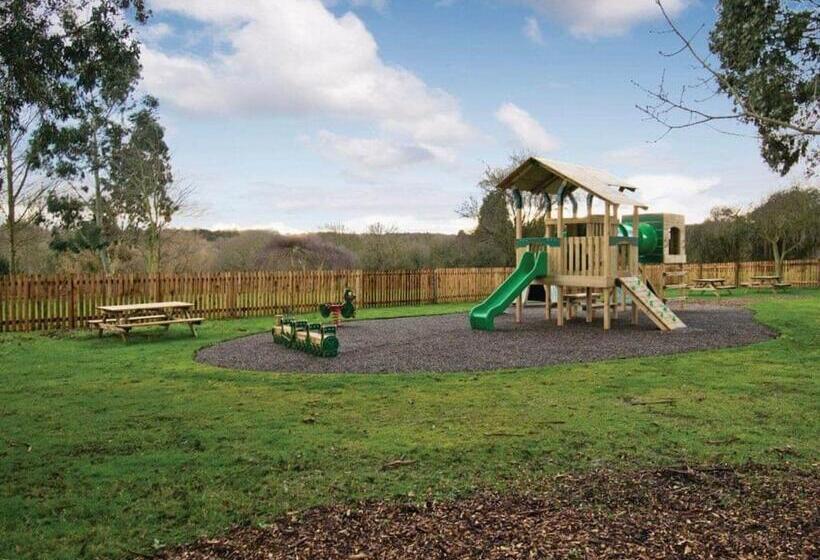 אתר נופש Warren Lodges