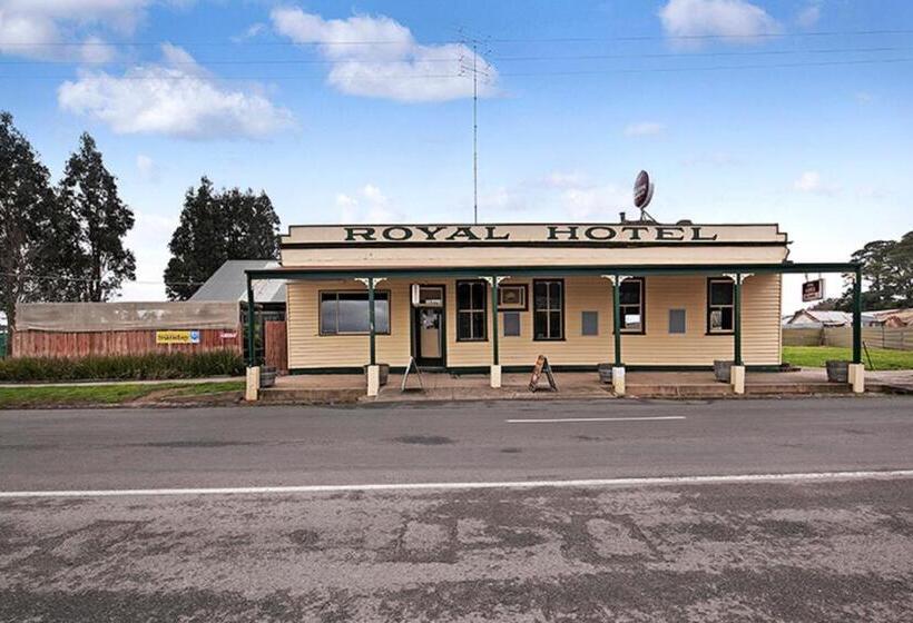 Royal Hotel Snake Valley