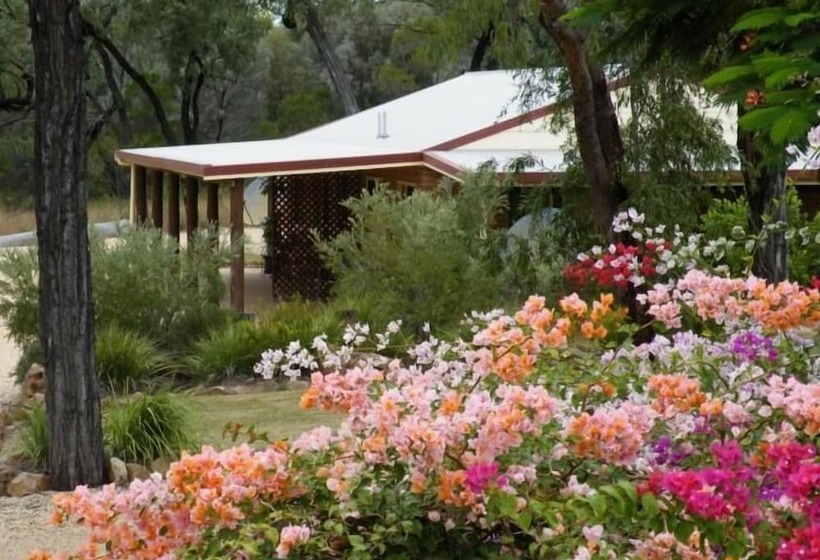 Rubyvale Motel & Holiday Units   An Adults Only Getaway