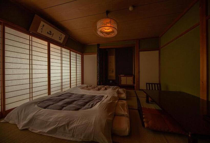 日式旅馆 Shiroyamakan