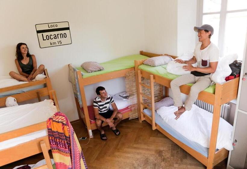 Wild Valley Hostel   Villa Edera