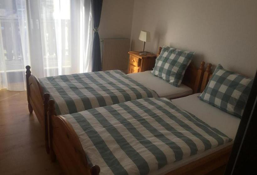 호스텔 Erlebnislokal Lammersdorfer Hof