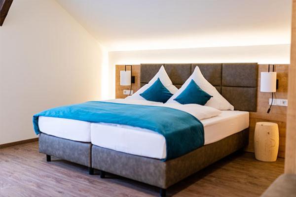 ユースホステル Gasthof Krone Ochsenfeld