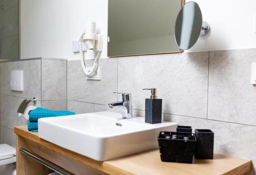 ユースホステル Gasthof Krone Ochsenfeld