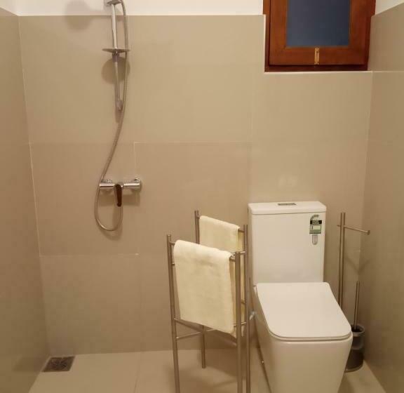 مبيت وإفطار Colibri Villa