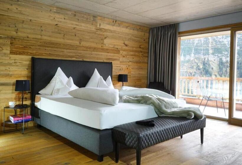 ベッドアンドブレックファースト Skilodge Oberlech