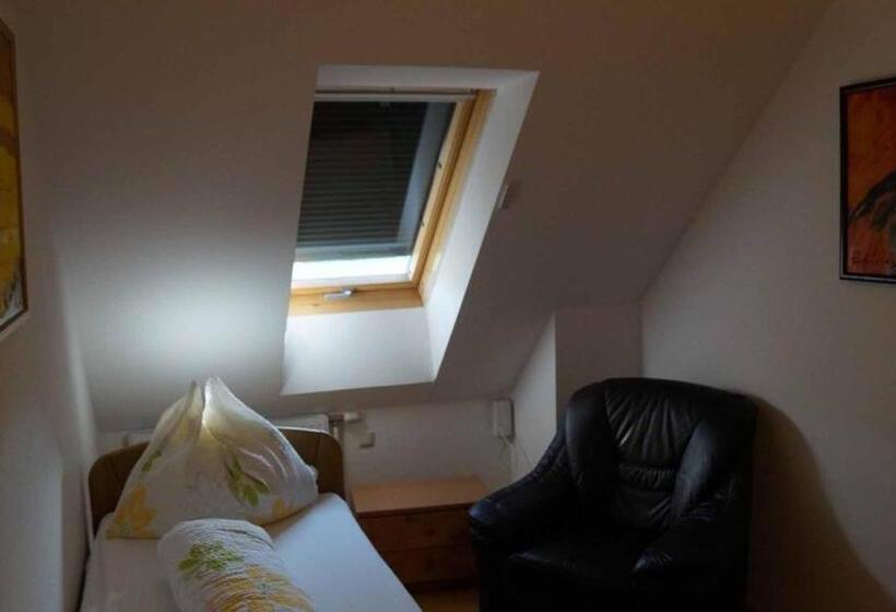 민박 Weinbau Und Gästezimmer Pammer