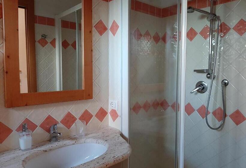 فندق Agriturismo Podere Bedin