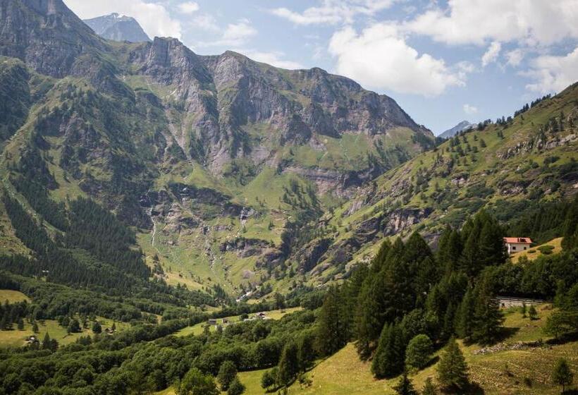 בית מלון כפרי Albergo Ristorante Cuccini