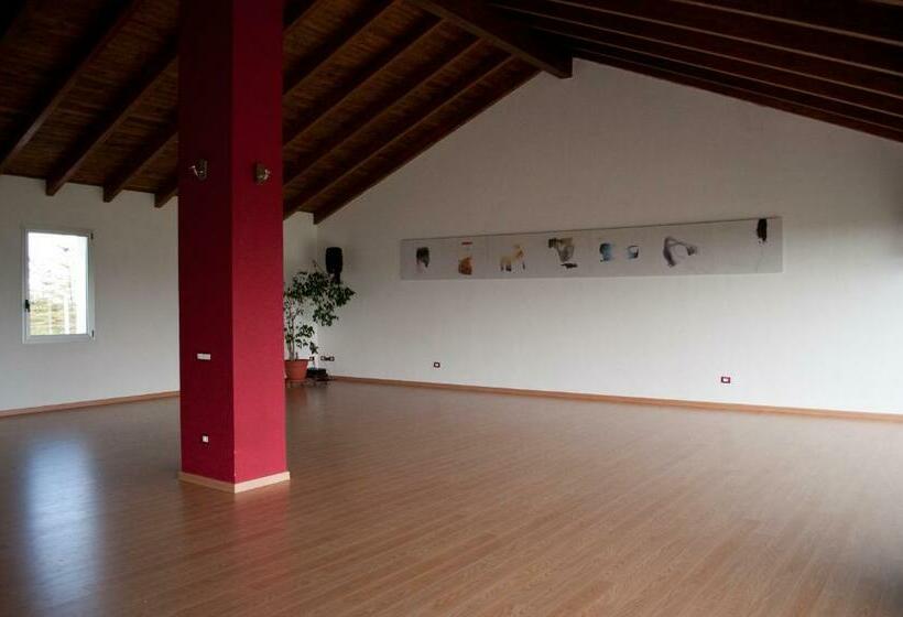 בית מלון כפרי Cascina Bellaria