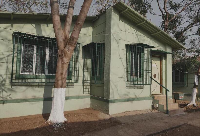 בית מלון כפרי Dirghayu Farms Agri Resort Pvt Ltd