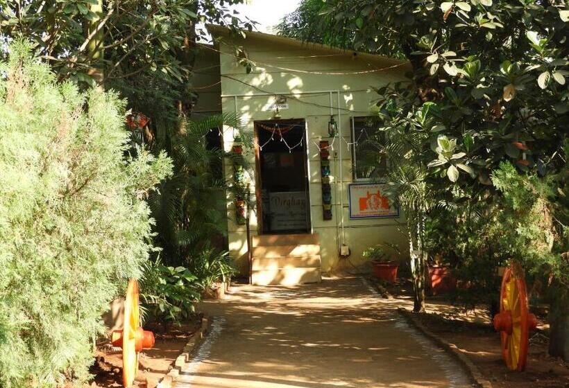 בית מלון כפרי Dirghayu Farms Agri Resort Pvt Ltd