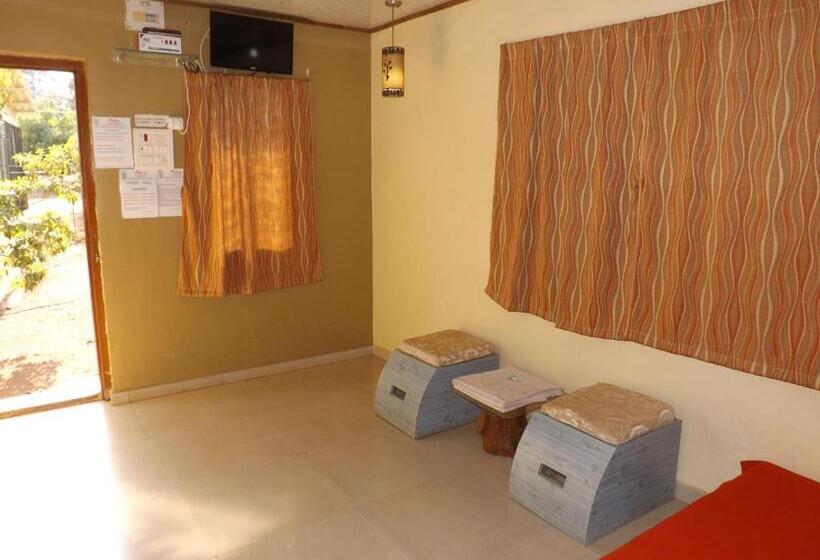 בית מלון כפרי Dirghayu Farms Agri Resort Pvt Ltd