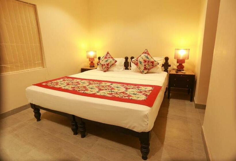 Отель Earl's Red Kurunegala