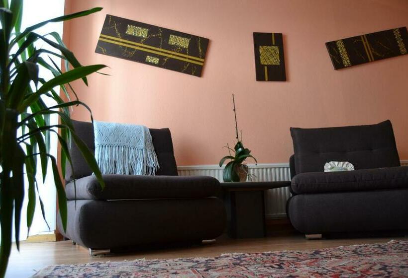 בית מלון כפרי Garni Fluela Susch