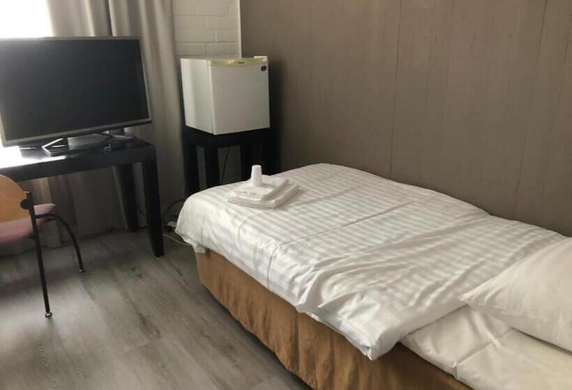 فندق & Hostel Silmu