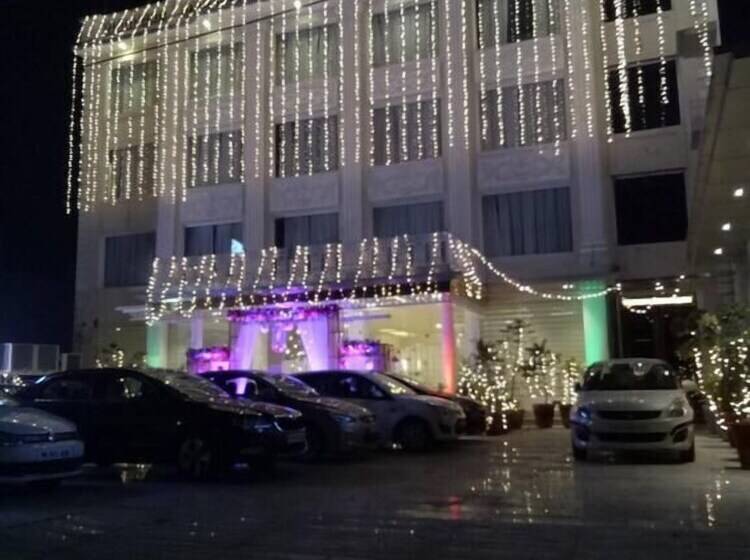 ホテル Jk Rooms 142 Silky Resorts