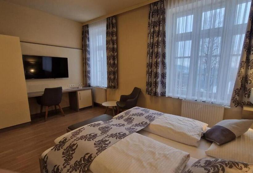 בית מלון כפרי Kirchenwirt In Maria Schutz