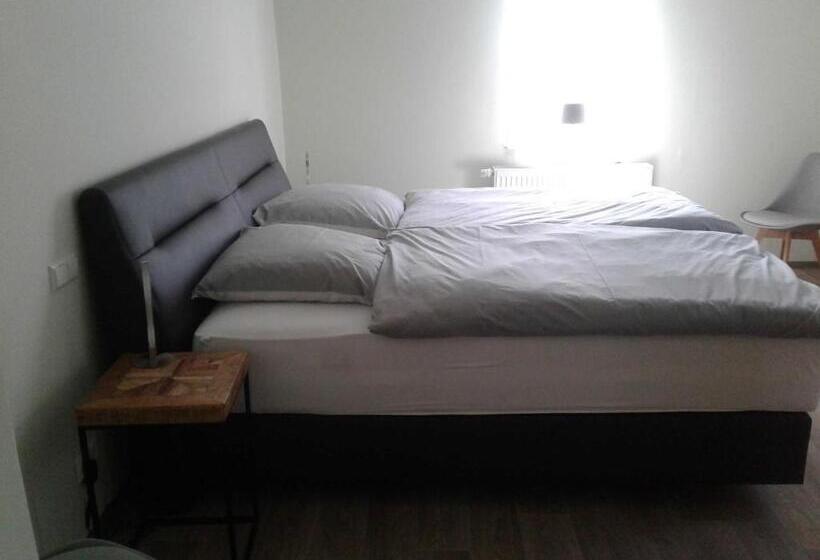 Отель Kreuzdellenhof _ Ferienwohnung