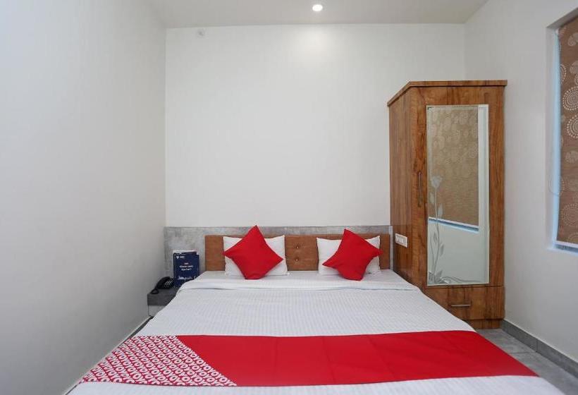 בית מלון כפרי Oyo 17312 Tandoori Veg