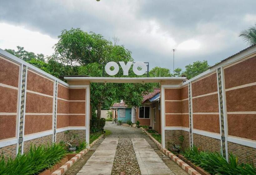 هتل Oyo 2029  Jatimas