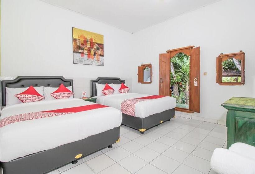 בית מלון כפרי Oyo 2270  Taman Wirama