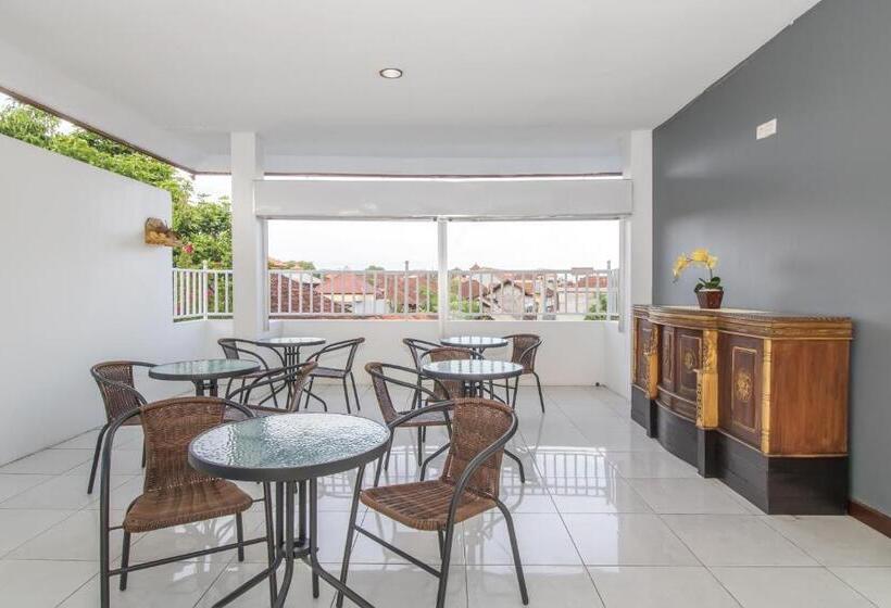 בית מלון כפרי Oyo 2270  Taman Wirama