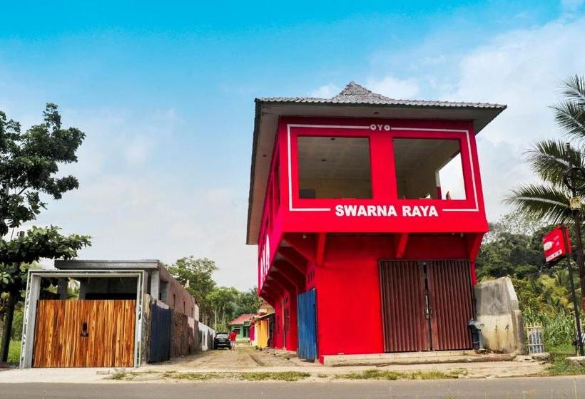 ホテル Oyo 2471 Swarna Raya