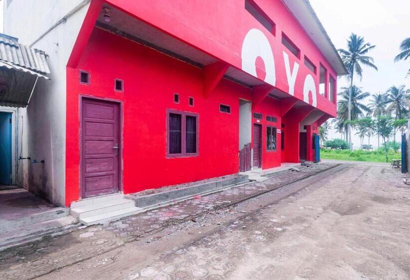 ホテル Oyo 2471 Swarna Raya